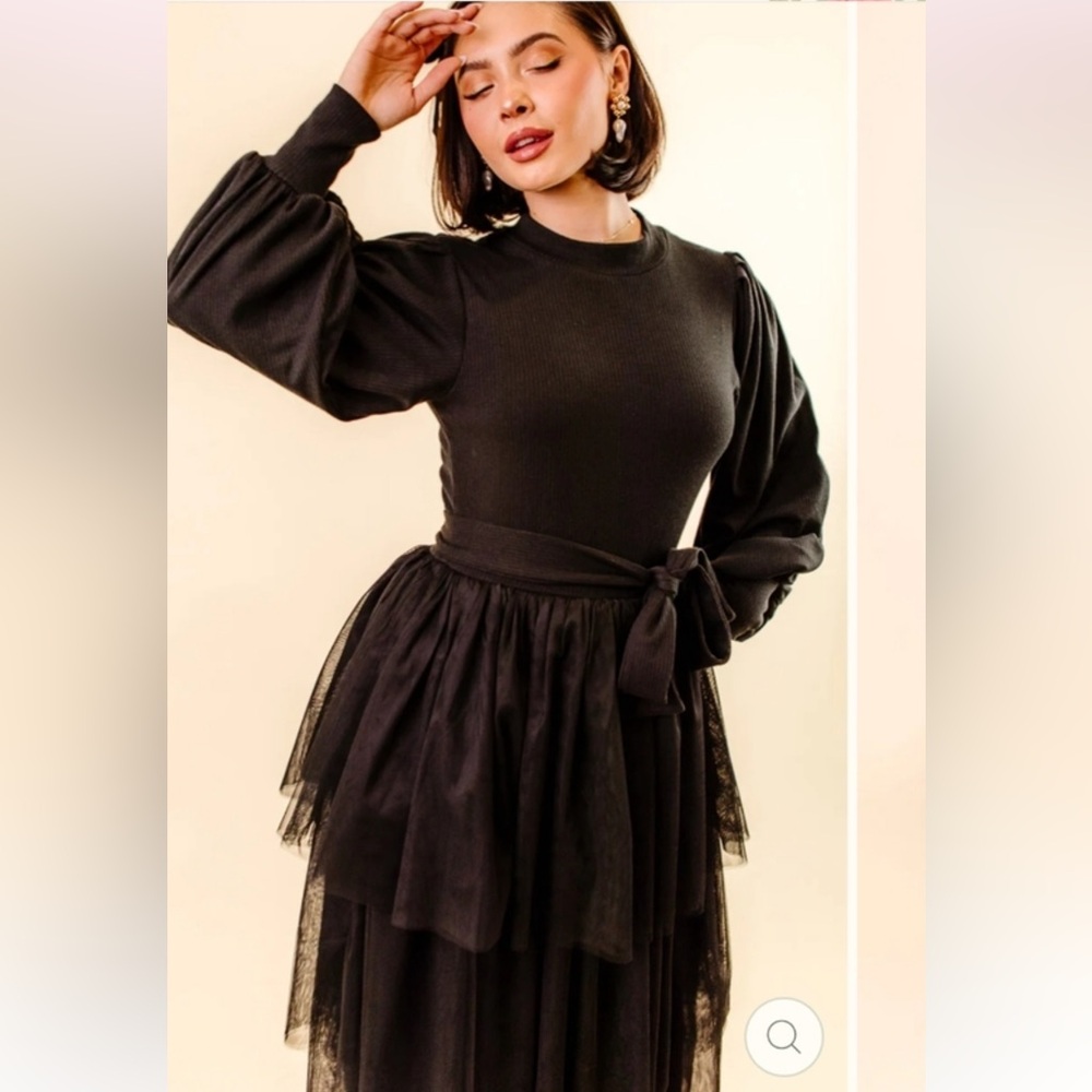 Ivy City Co Black Cosette Midi Tulle‎ Dress Size S